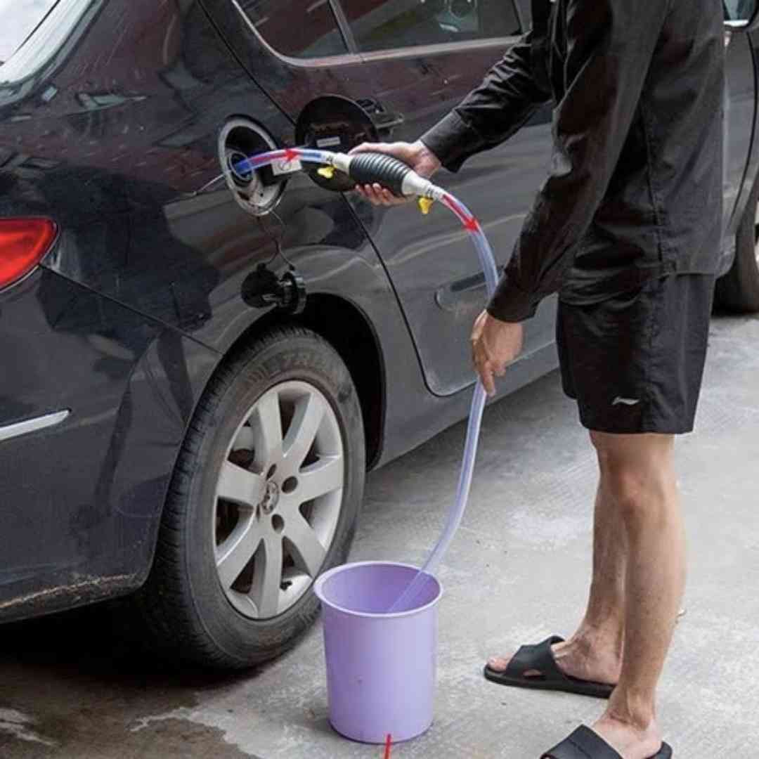Bomba Manual – Transferencia Inteligente de Líquidos